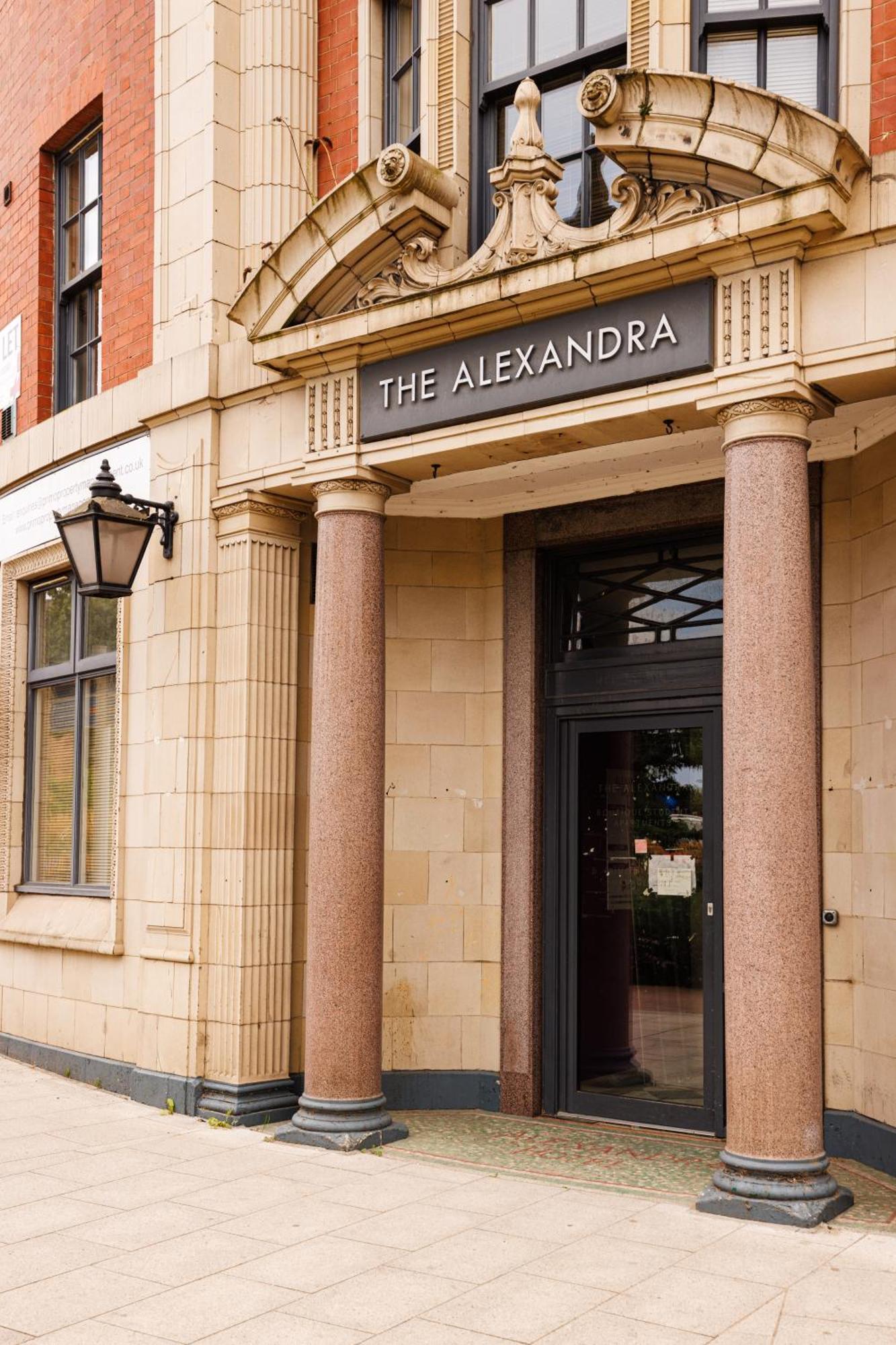 Alexandra House- Simple City Stays เชฟฟิลด์ ภายนอก รูปภาพ