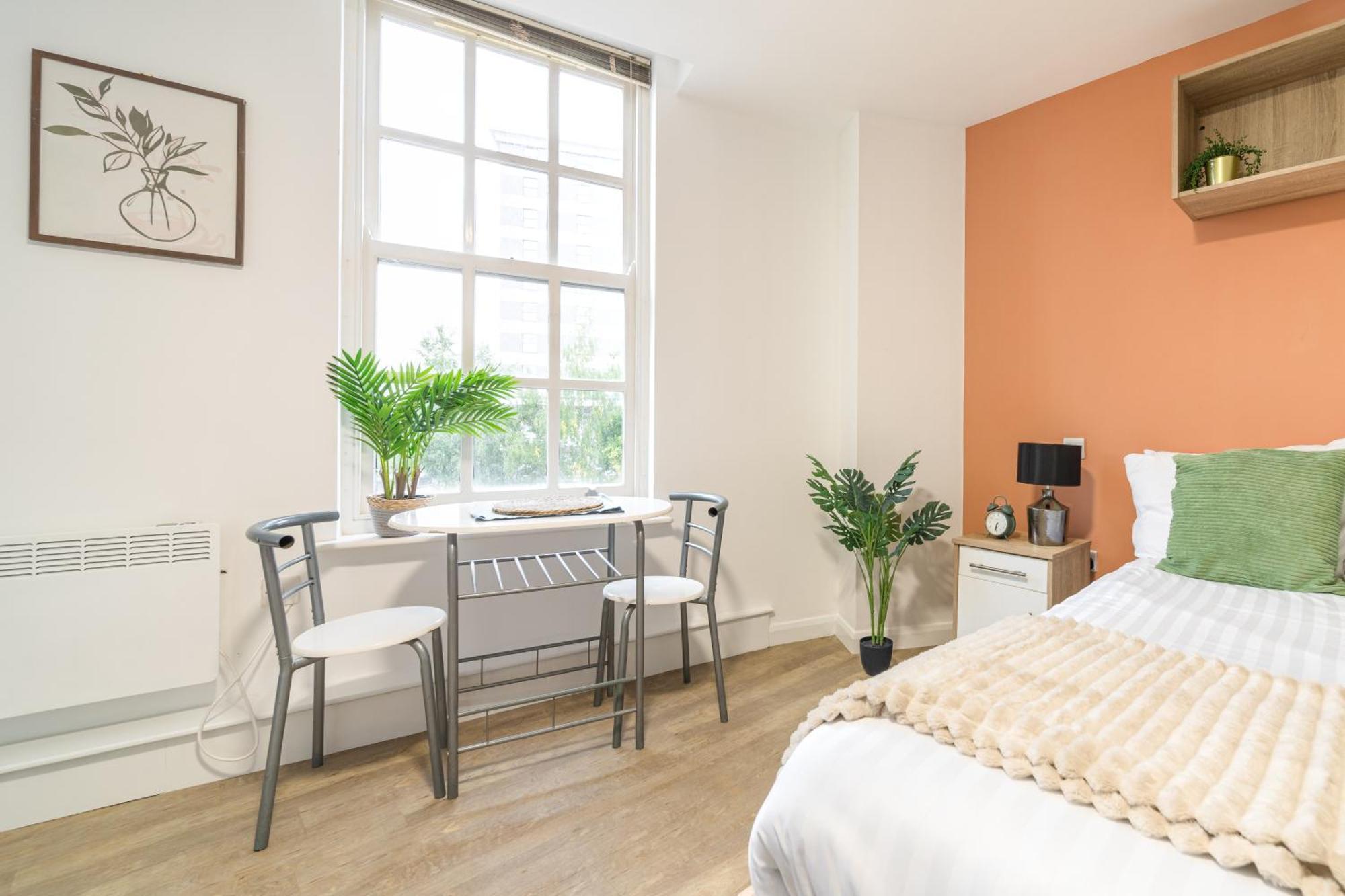 Alexandra House- Simple City Stays เชฟฟิลด์ ภายนอก รูปภาพ