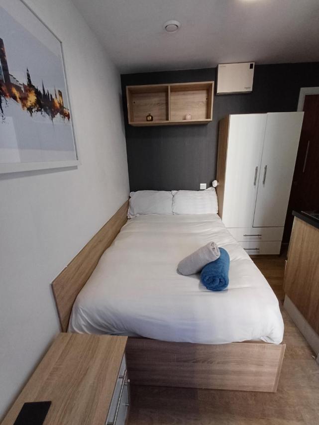 Alexandra House- Simple City Stays เชฟฟิลด์ ภายนอก รูปภาพ